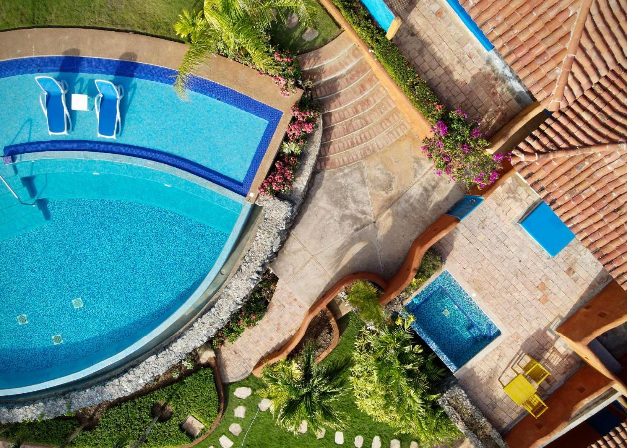 Cala Margarita Hotel Paraguachi Exteriör bild